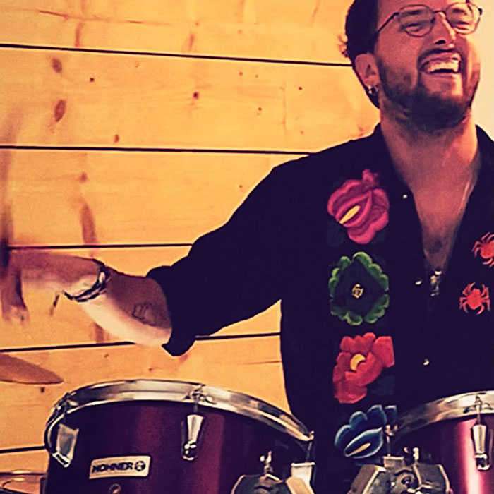 Sian Deal Macadam Hirsute